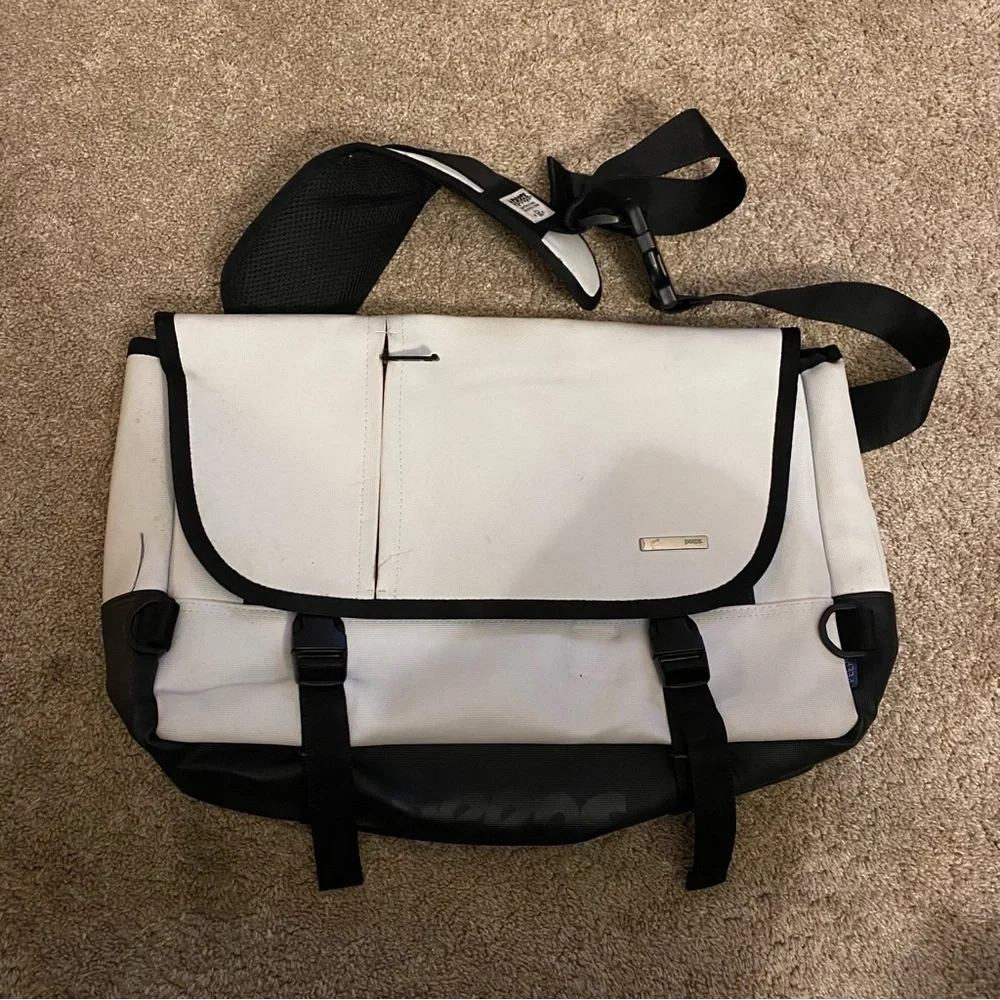 Peeps Messenger Bag